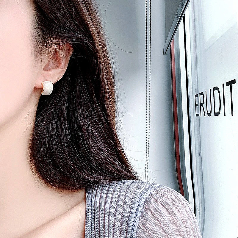 Mesmerising Marbled Earrings - Image 3