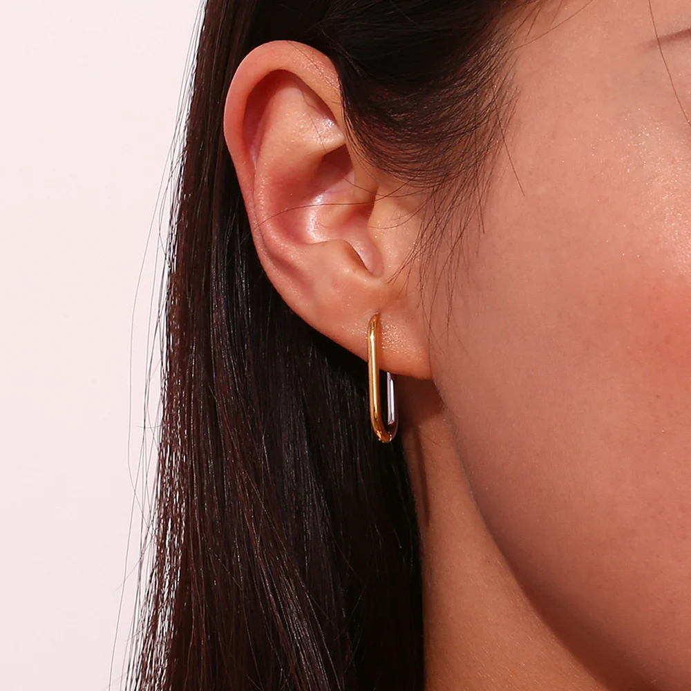Metal Contrast Hoop Earrings - Image 5