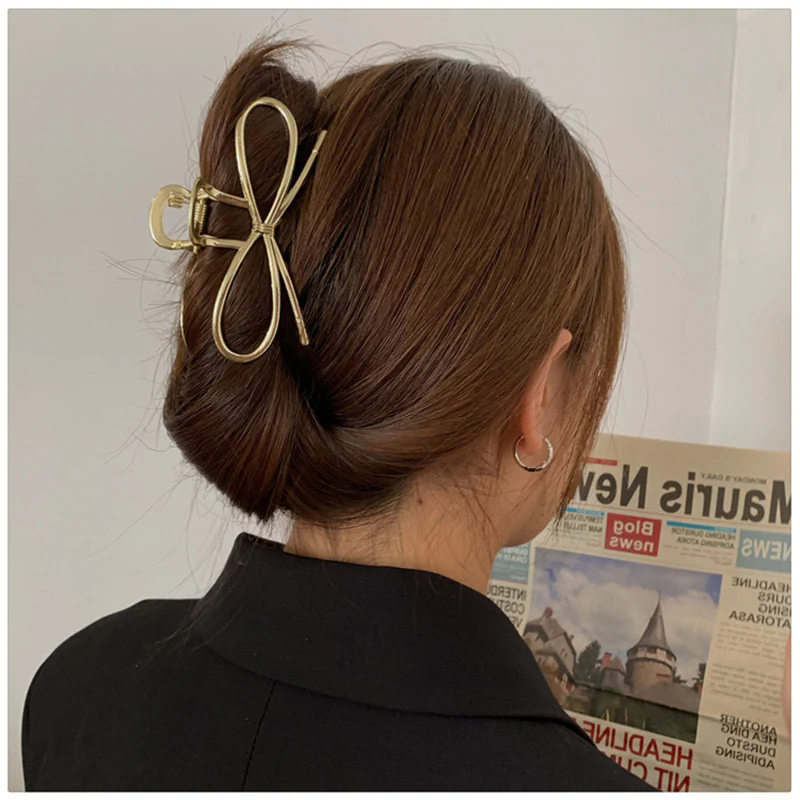 Metallurgical Coquette Bow Claw Clip - Image 4