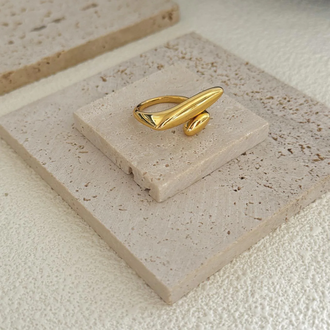 Metis Statement Ring - Image 4