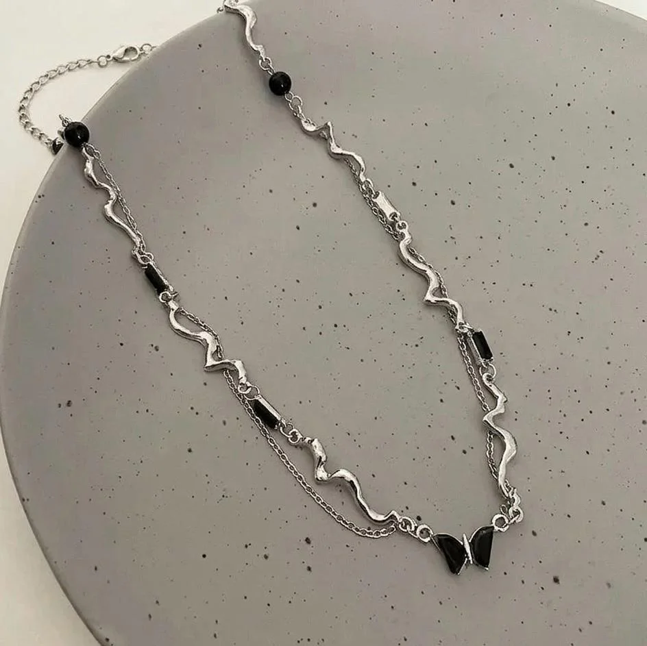Midnight Flutter Necklace - Image 2