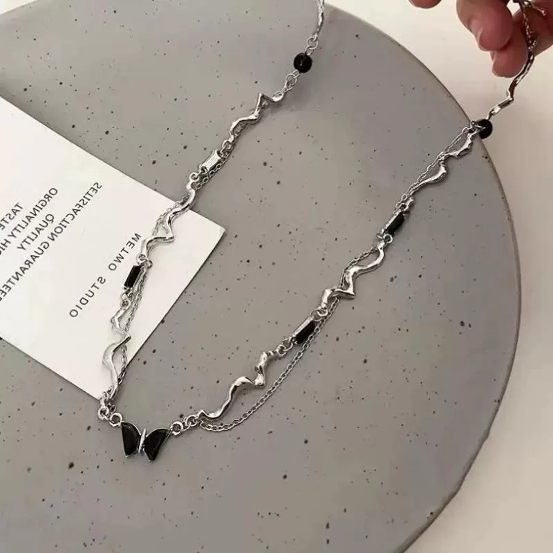 Midnight Flutter Necklace - Image 3
