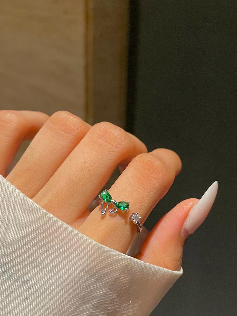 Minimal Bow Ring- green - Image 3
