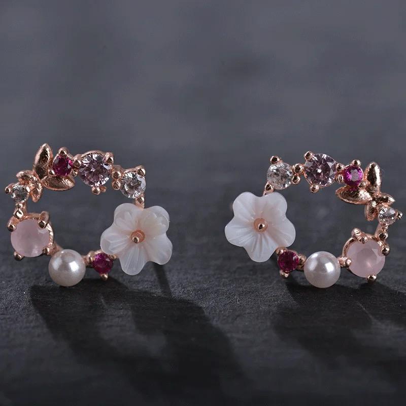Minimal Dreamy Floral Earrings - Image 4