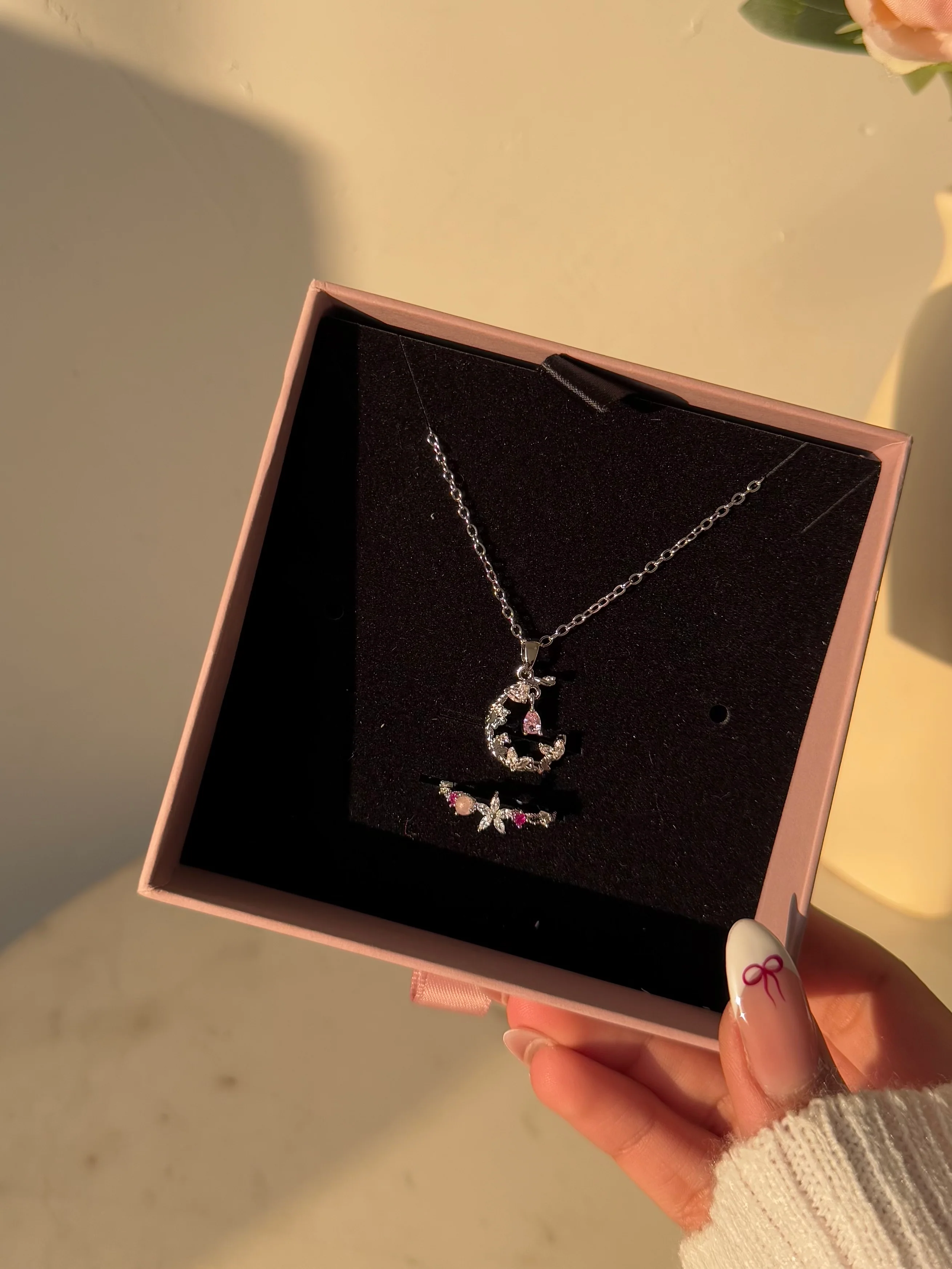 Minimal Gift Box for her - Image 3