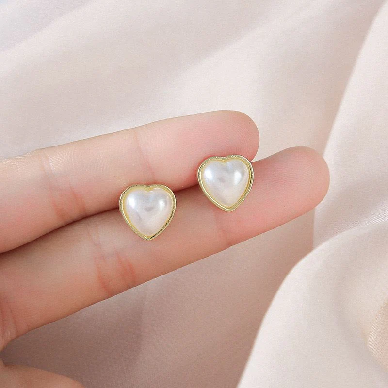 Minimal Pearl Heart Earrings - Image 2