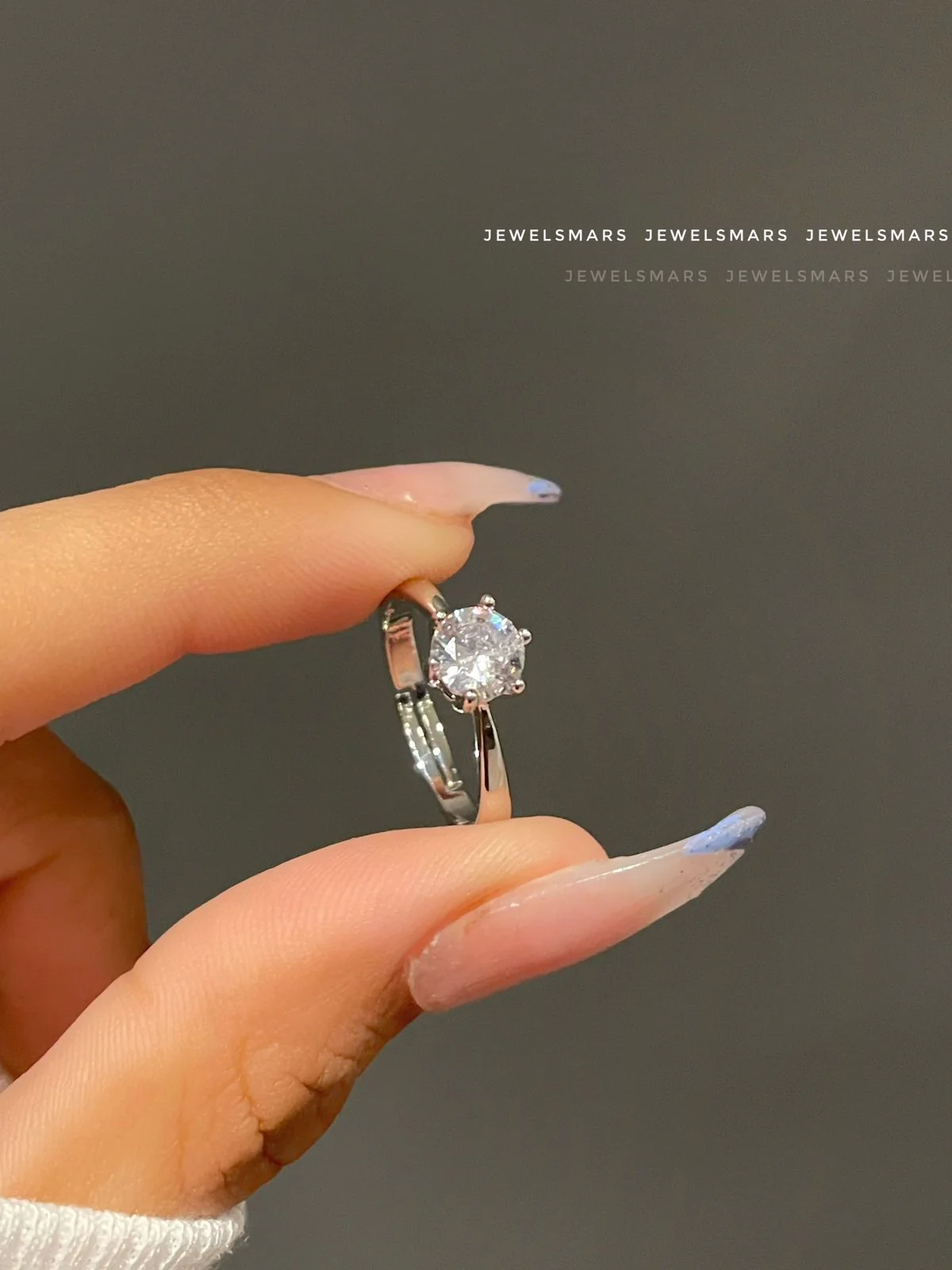 Minimal Round Promise Ring