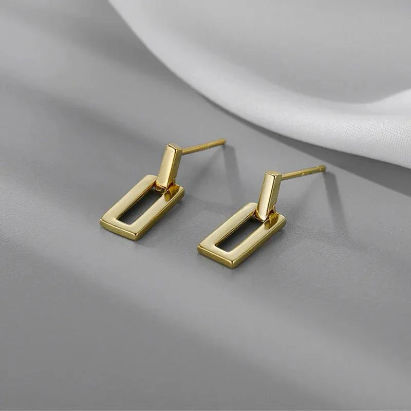 Minimal Statement Earrings - Image 2