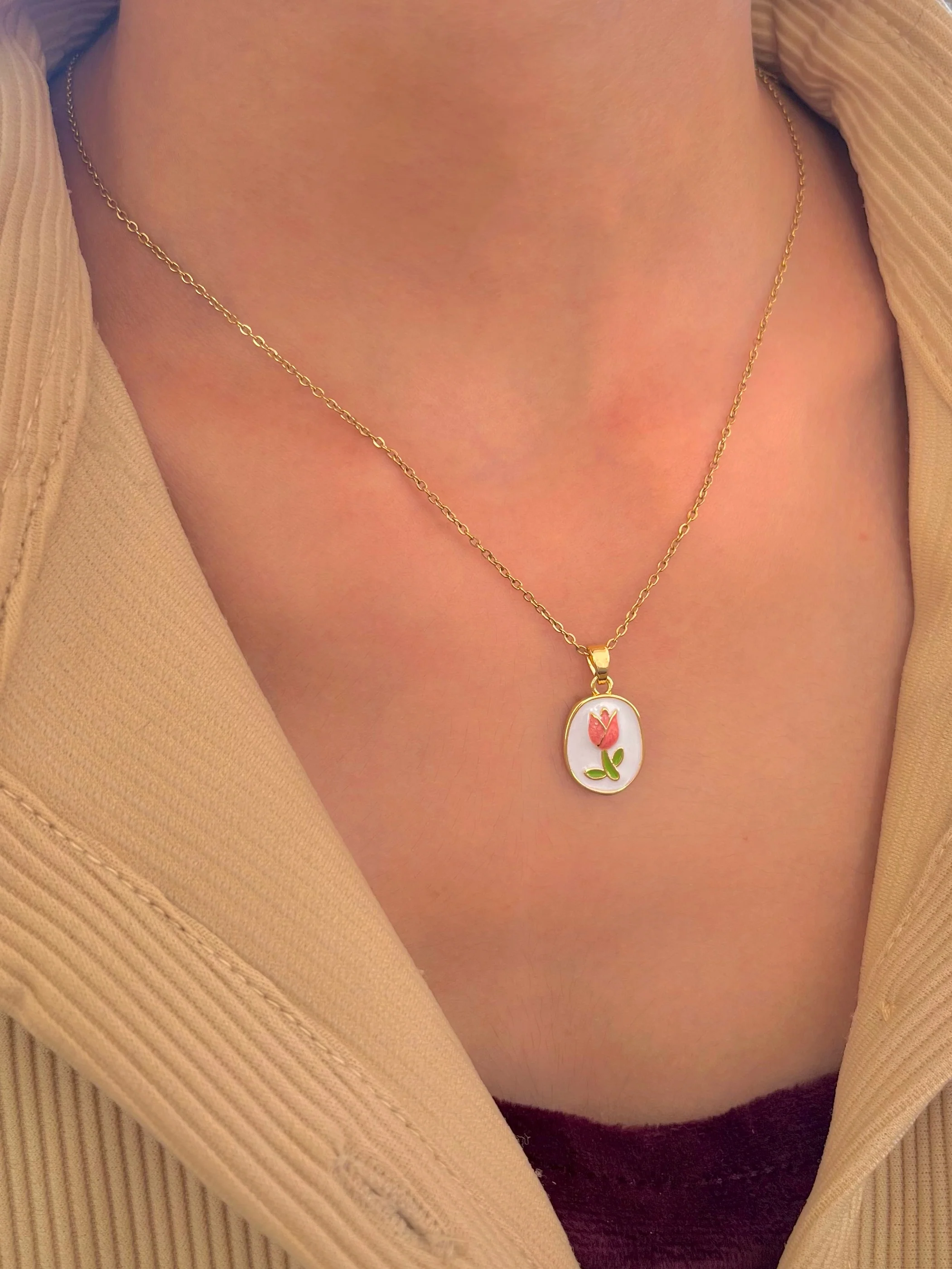 Minimal Tulip Necklace - Image 2