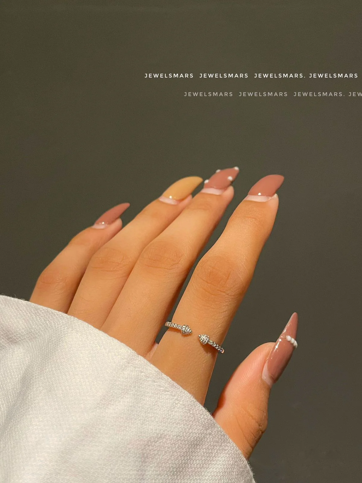 Minimal Zoya Ring - Image 2