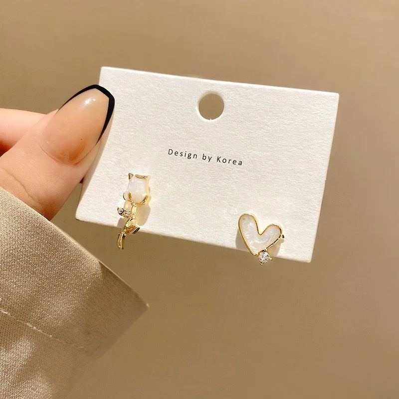 Mismatch Rose Heart Earrings - Image 4