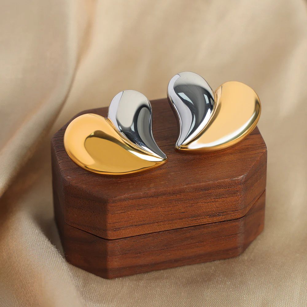 Mixed Signals! Heart Earrings - Image 3