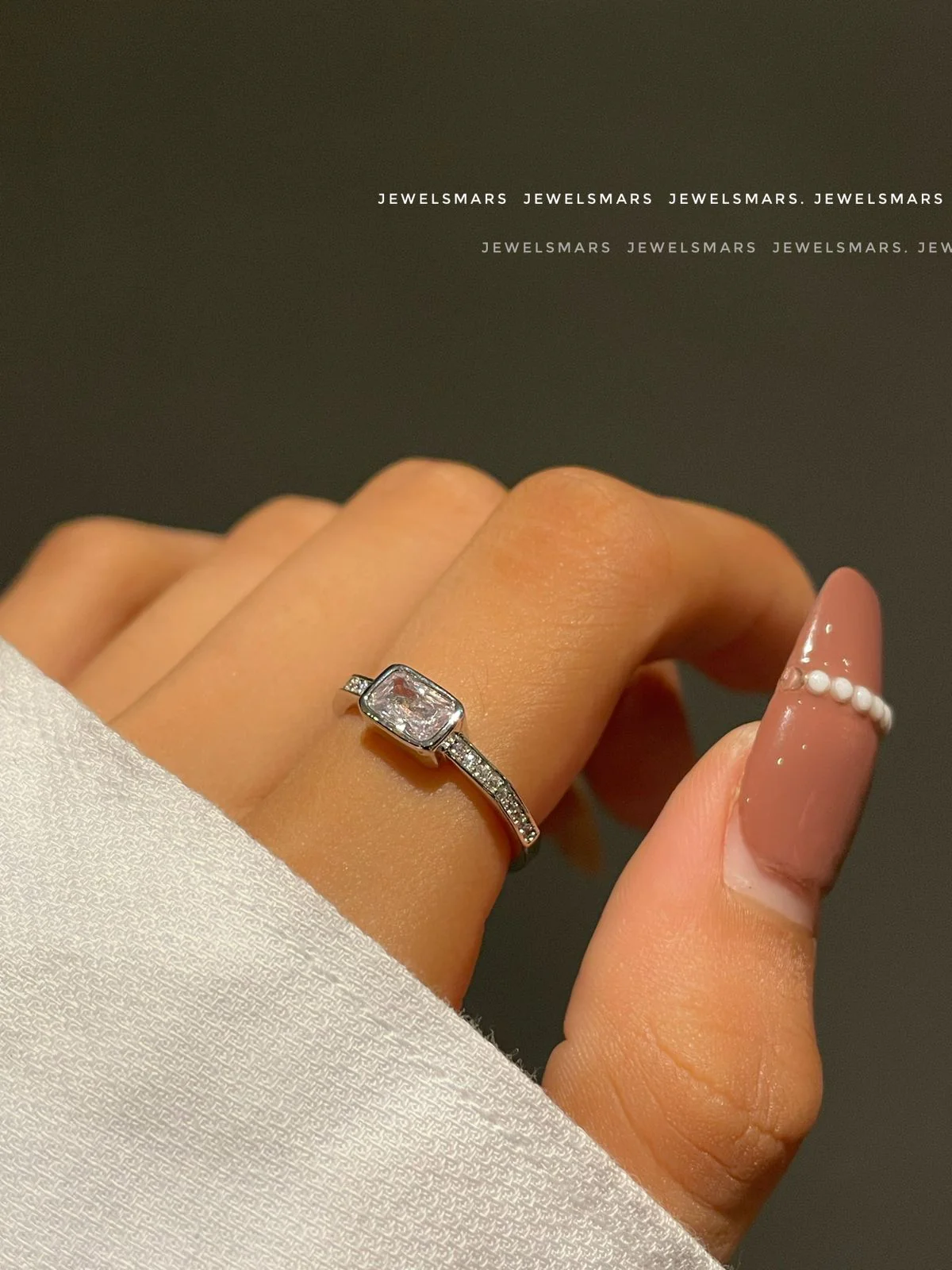 Myra Ring -Silver - Image 3