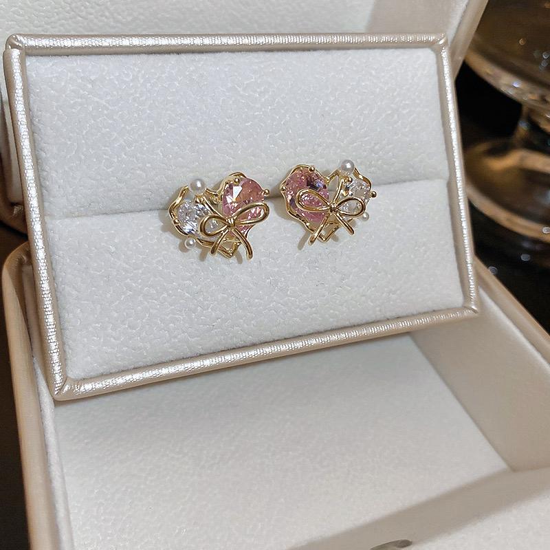 Mystic Heart Earrings - Image 4