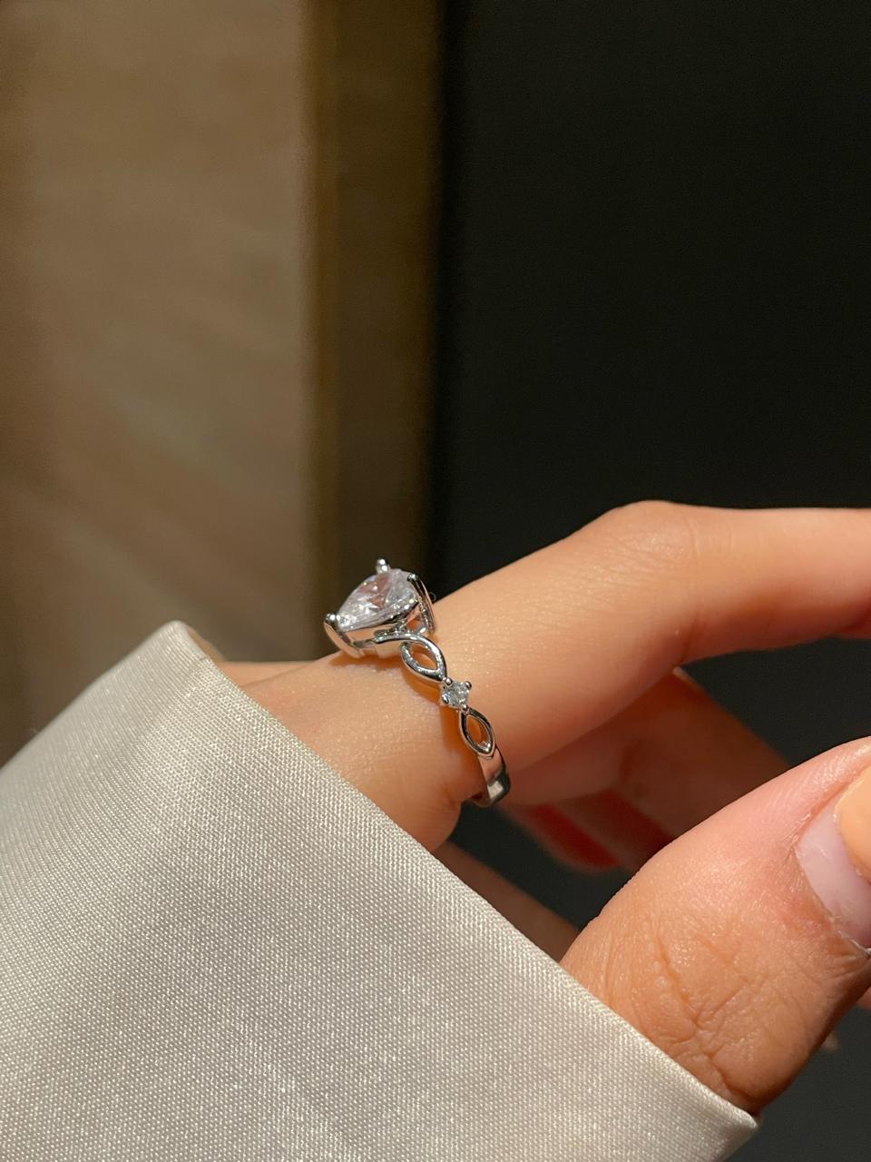 Mystical Heart Ring - Image 4