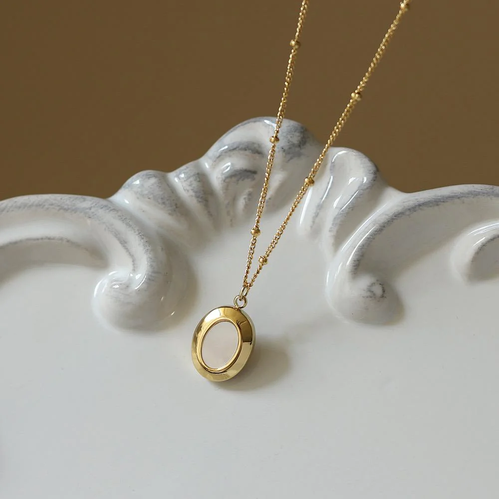 Nia Necklace [stainless steel]