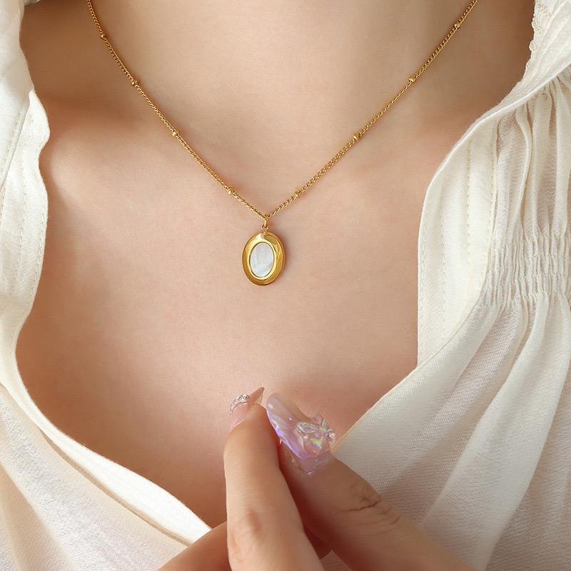 Nia Necklace [stainless steel] - Image 2