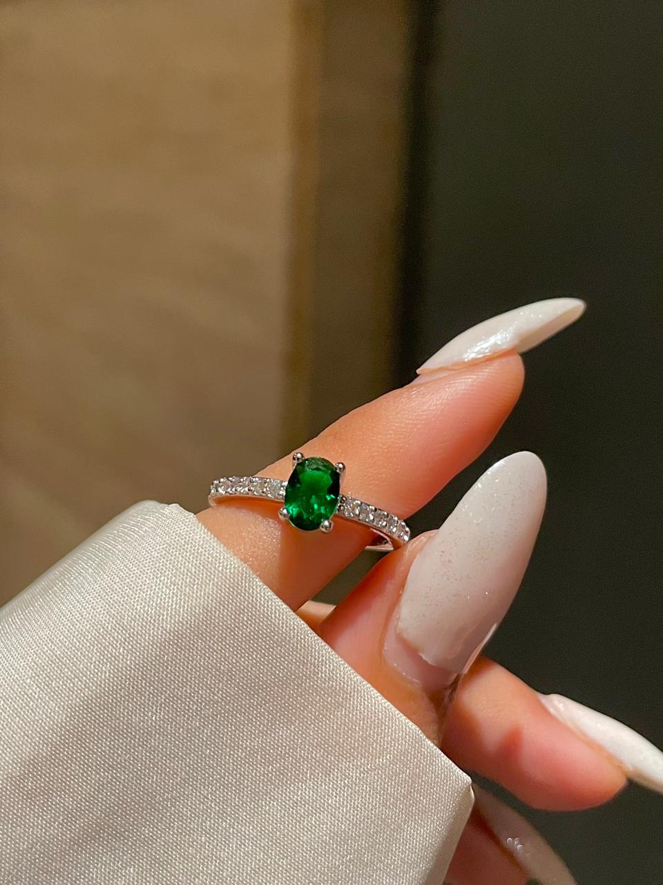 Nora Minimal Ring- green - Image 3