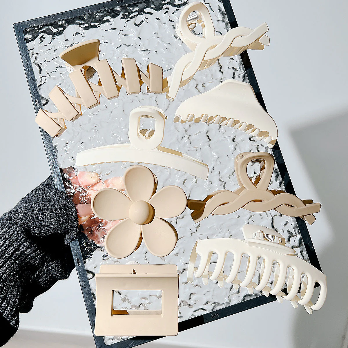 Nude Mood Claw Clip Combo - Image 2