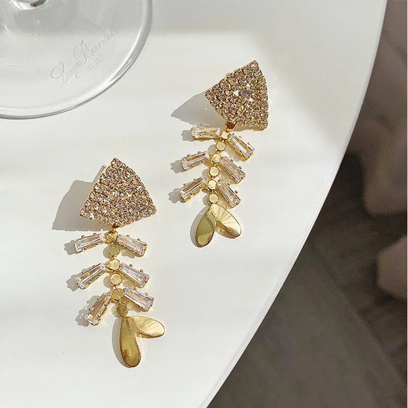 Old Hollywood Glam Earrings - Image 2