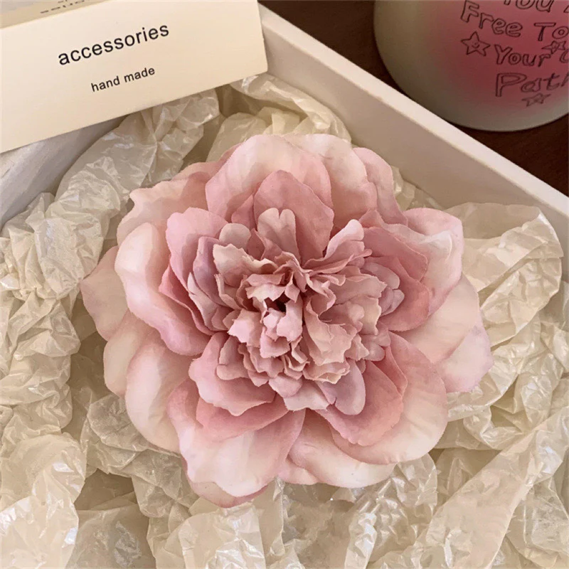 Ombre Rosebud Hair Clip - Image 3