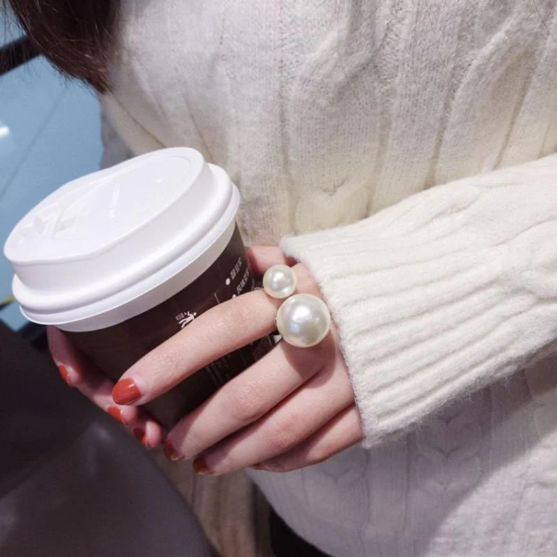 Pair of Pearl Ring - Image 3