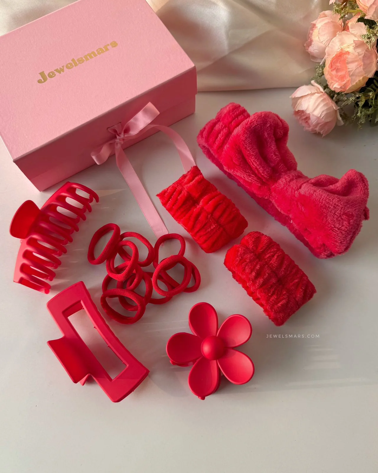 Pamper Gift Hamper- red - Image 2