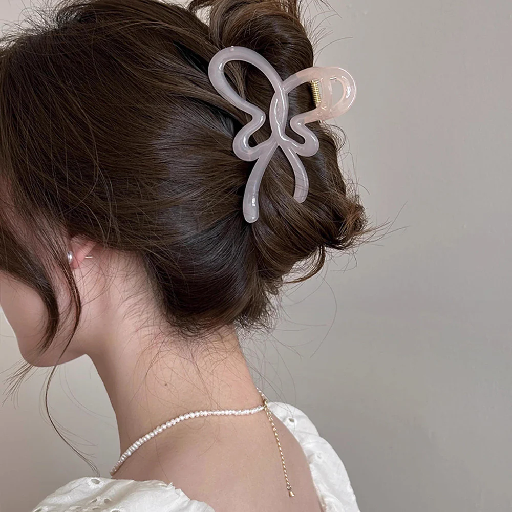 Pastel Mariposa Claw Clip - Image 3