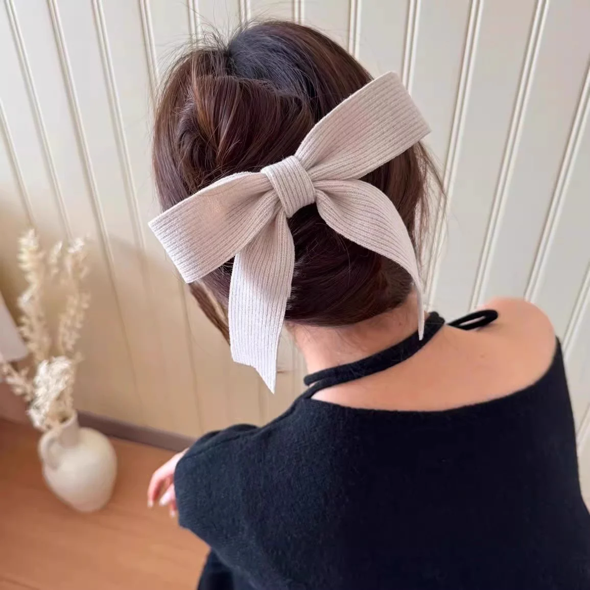 Pastel-snuggle Knitted Hair Bow - Image 4