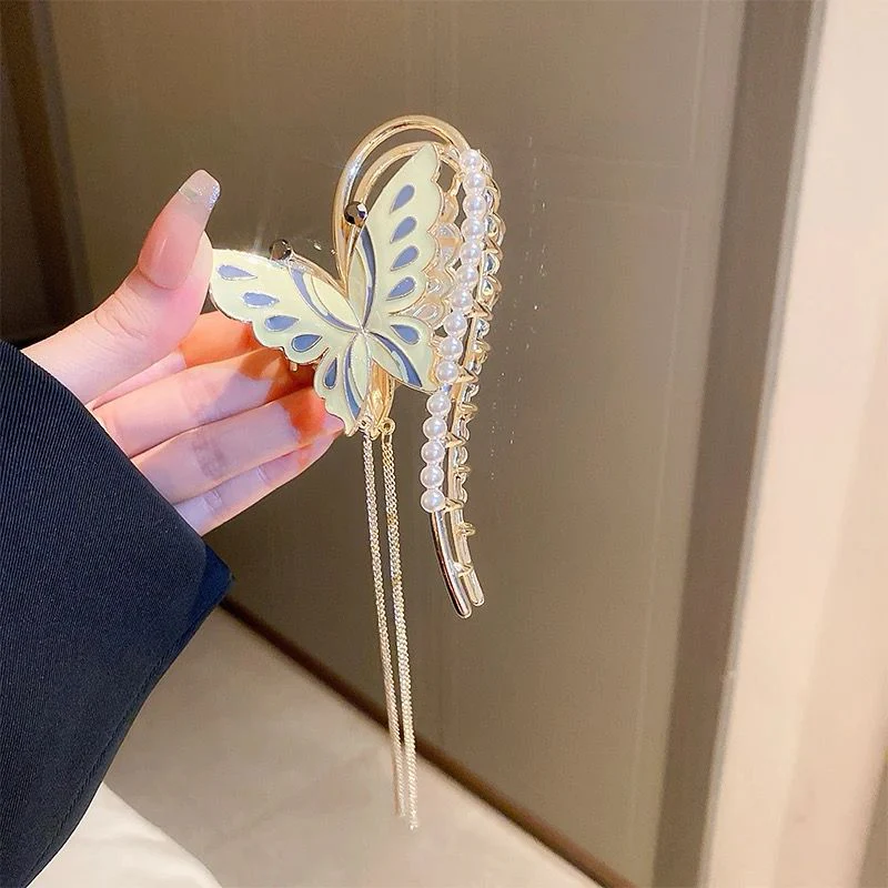 Pearl Butterfly Claw Clutcher