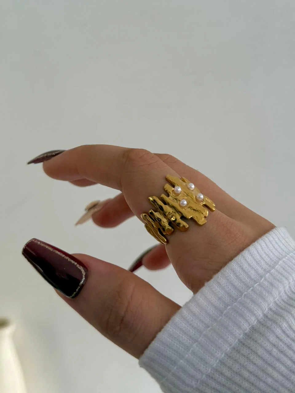 Pearl-core Maximalist Gold Ring - Image 2