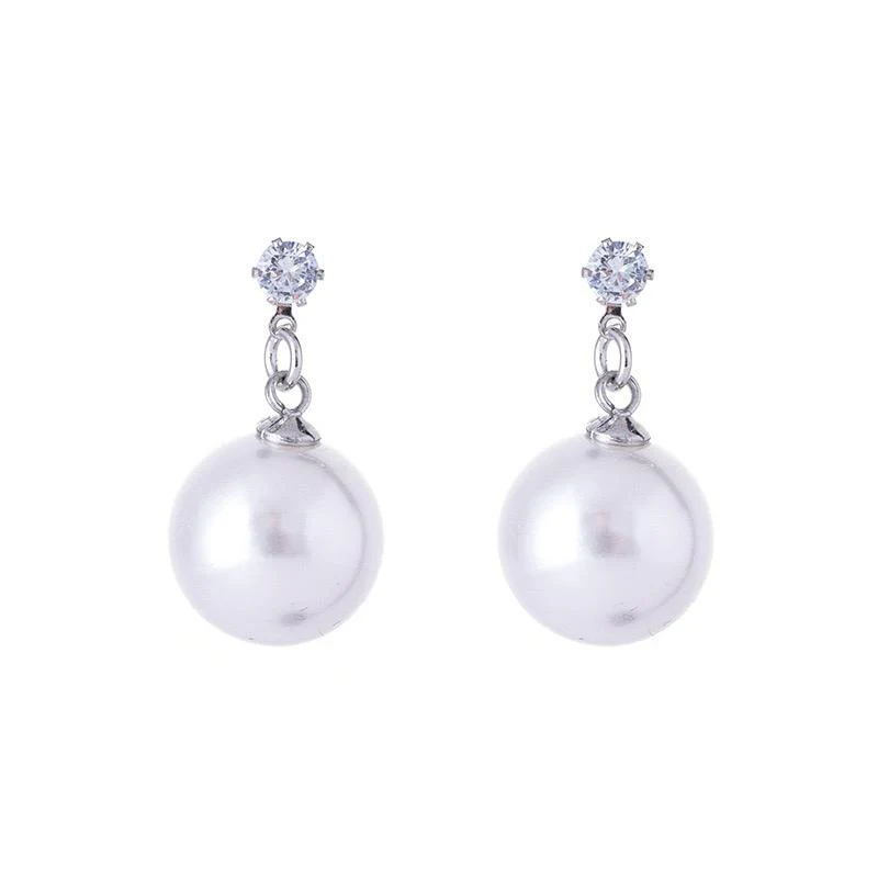 Pearl drop earrings - Image 2