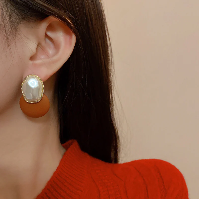 Pearl Espresso Earrings - Image 2