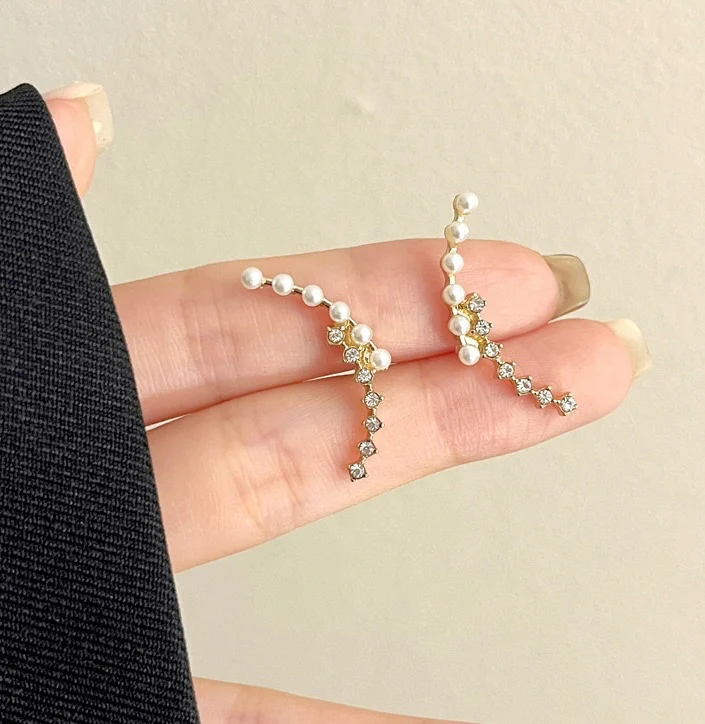 Pearl-fect! Earrings - Image 4