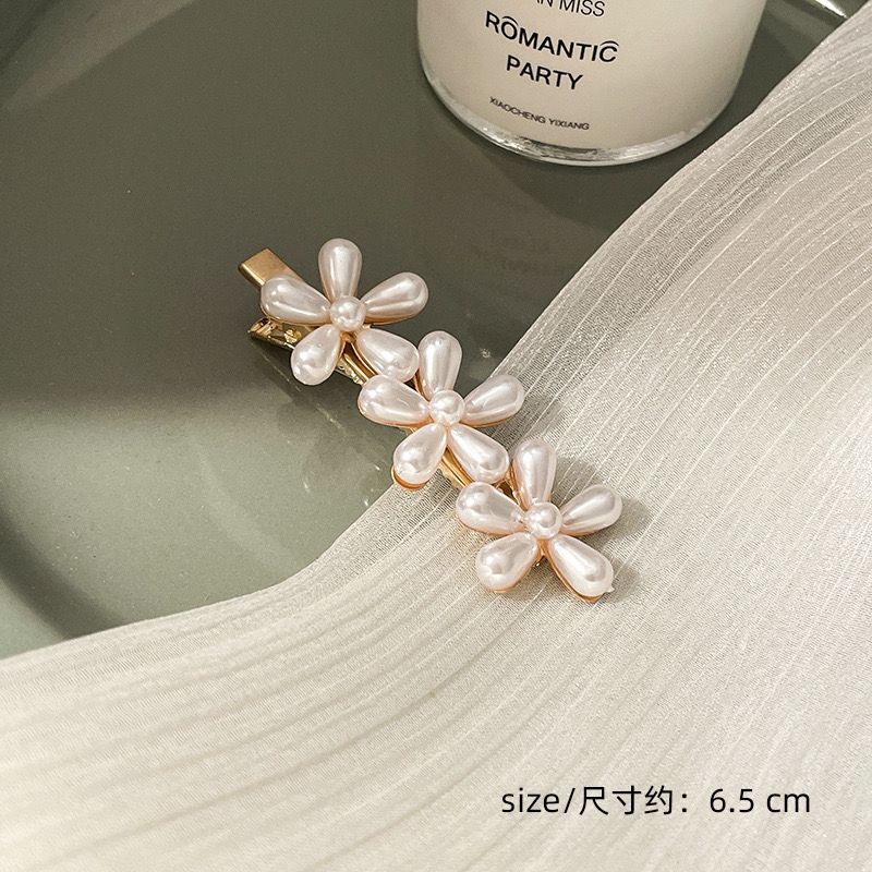 Pearl Floral Hairpin