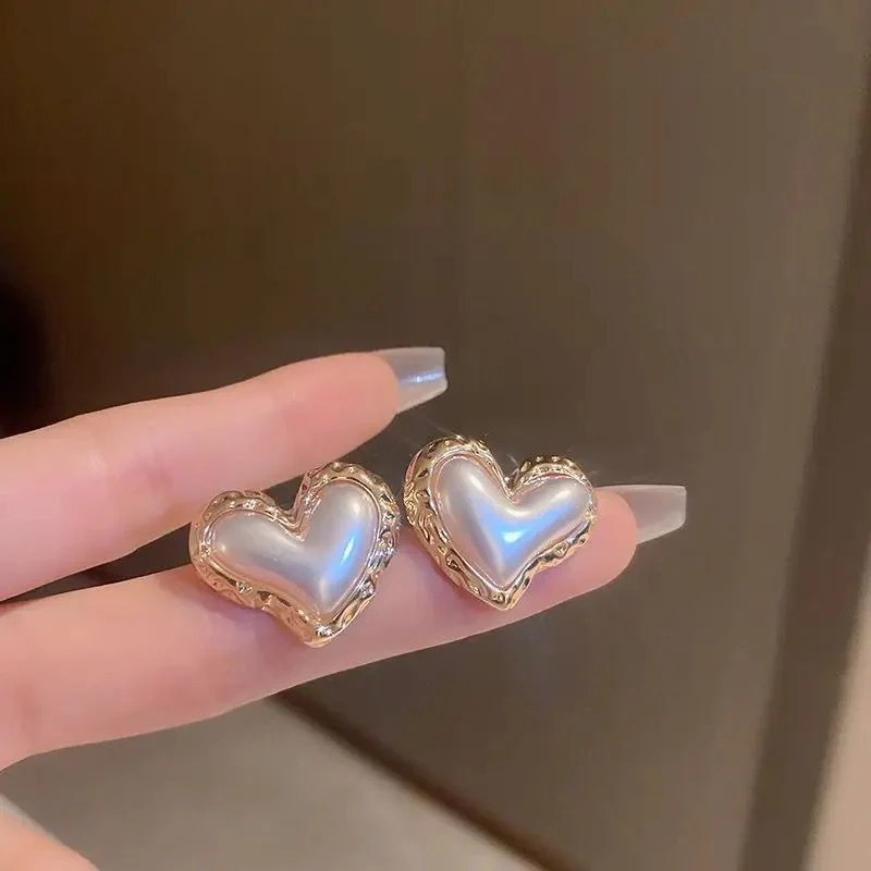 Pearl Heart Earrings - Image 5