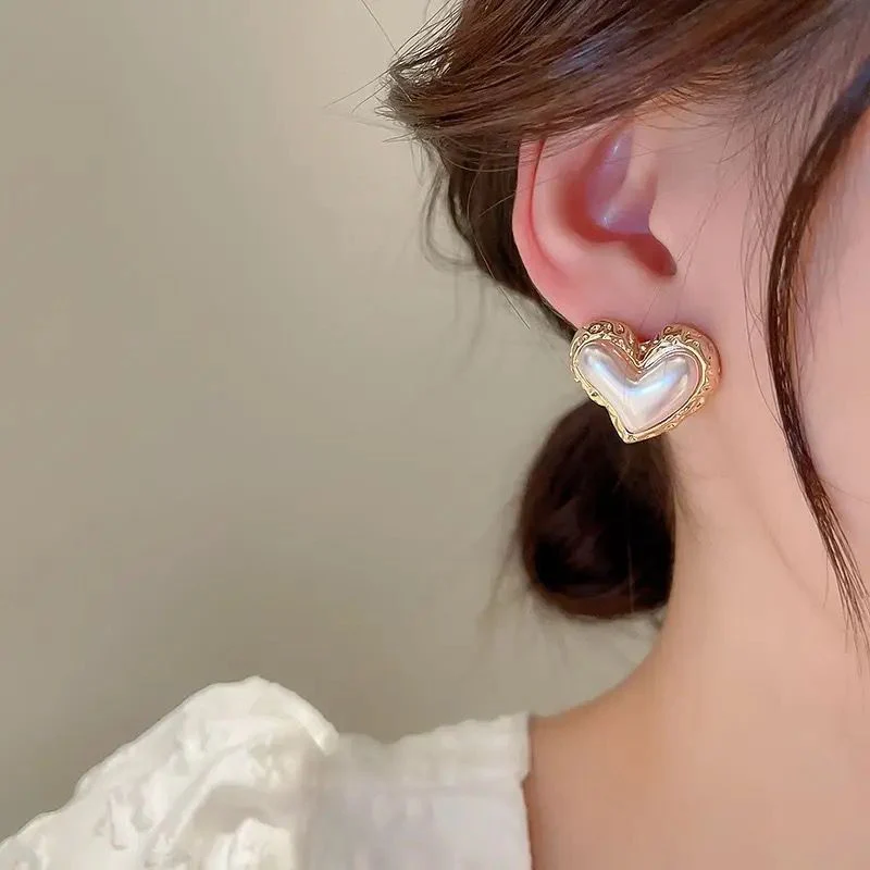 Pearl Heart Earrings - Image 6