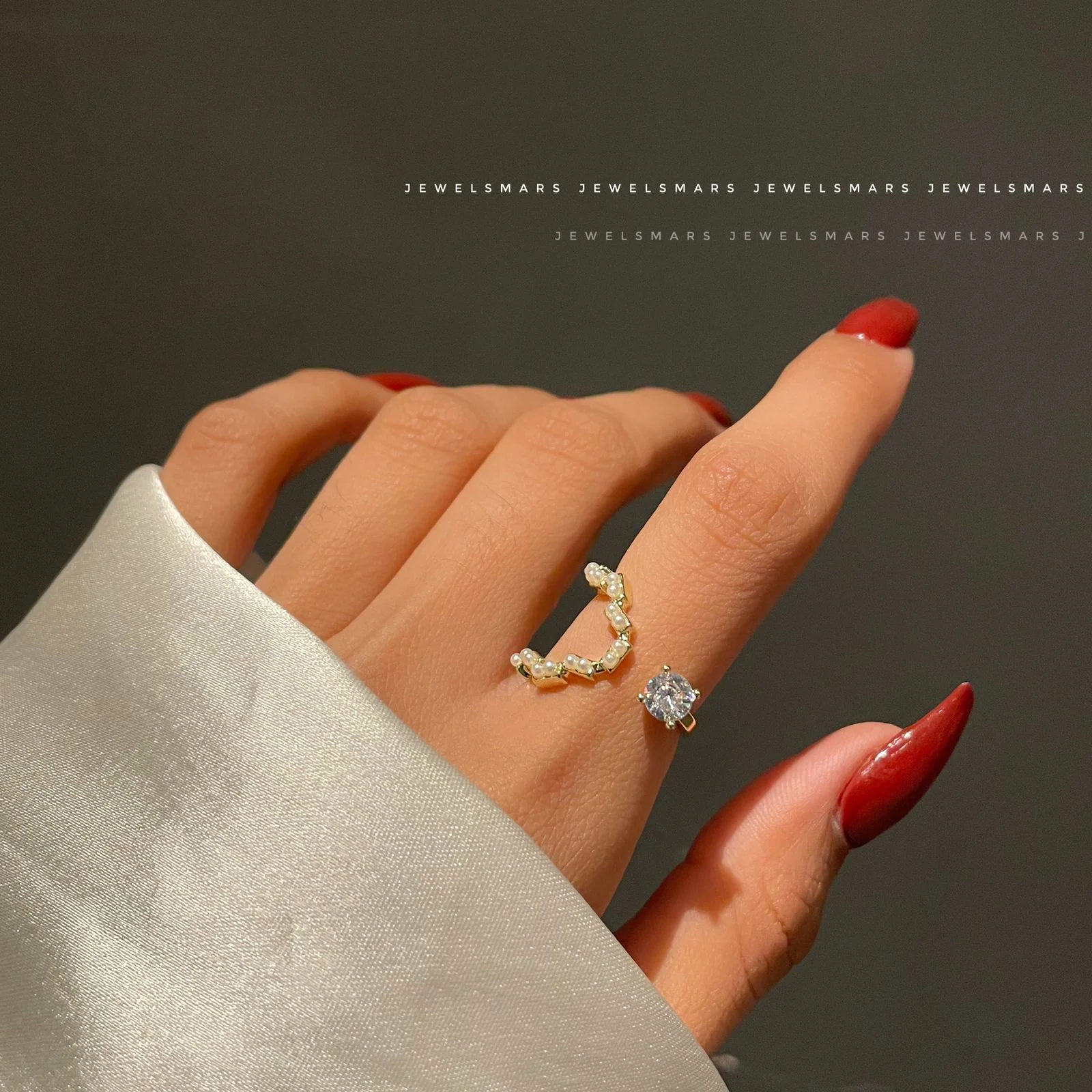 Pearl Statement Ring - Image 2