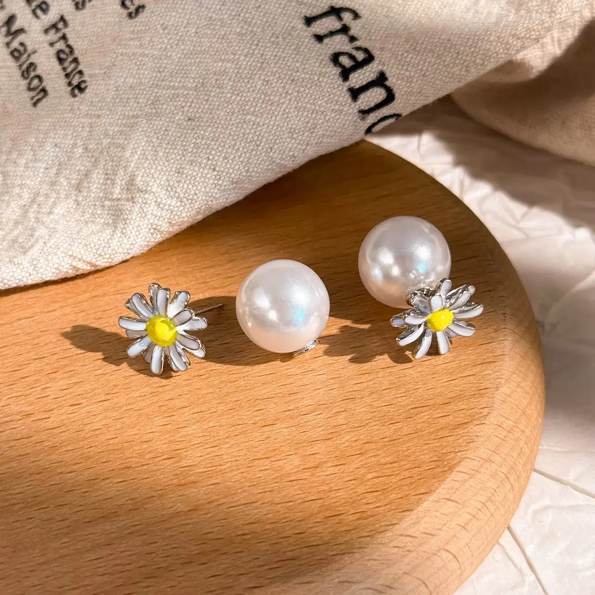 Pearly Girly Flower Earrings - Image 2