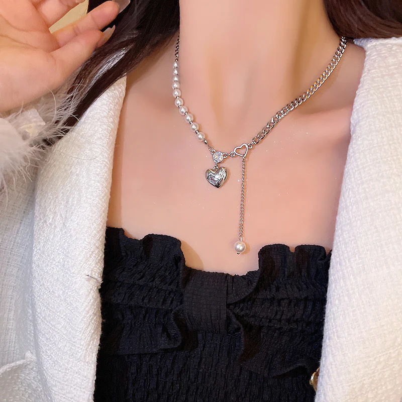 Pearly Promise Heart Necklace - Image 2