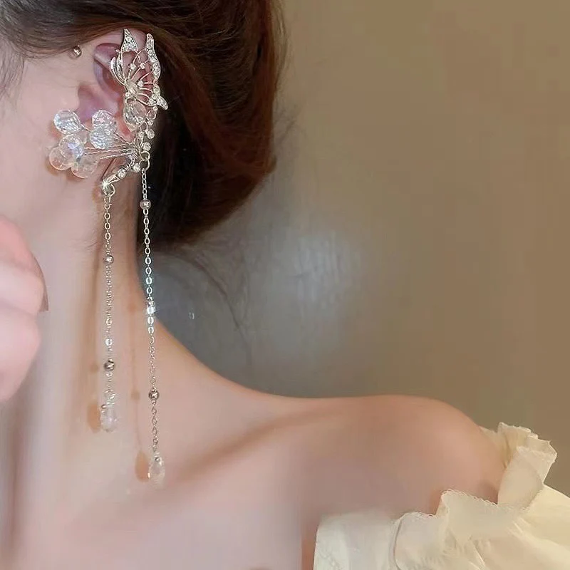 Petalwing Dreamy Dangling earcuff