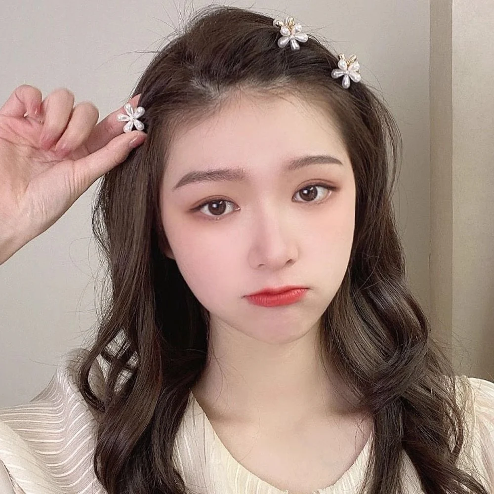 Petite Pearls Flower Hair Clip(1 pc) - Image 2