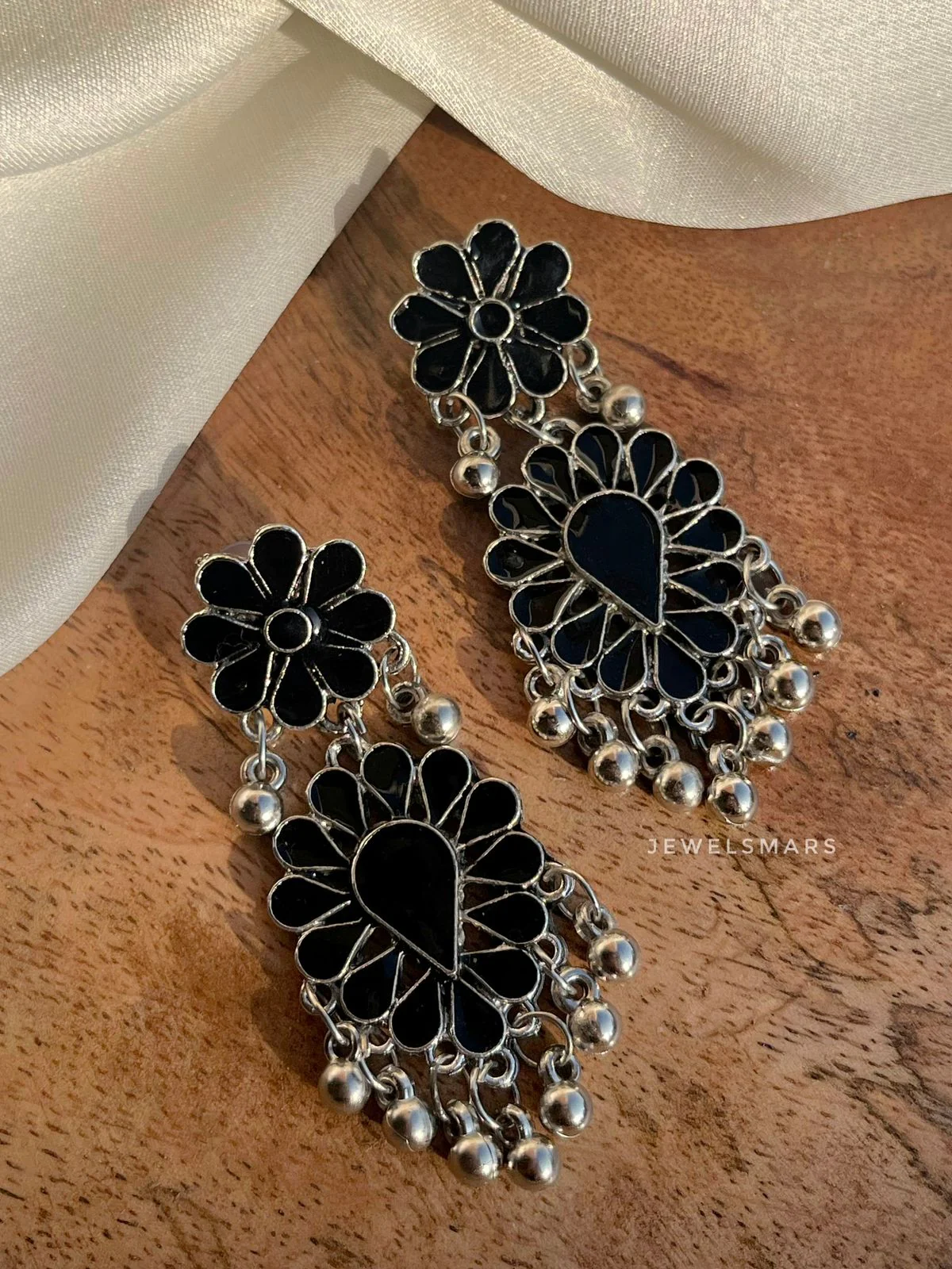 Phool Earrings- black - Image 2