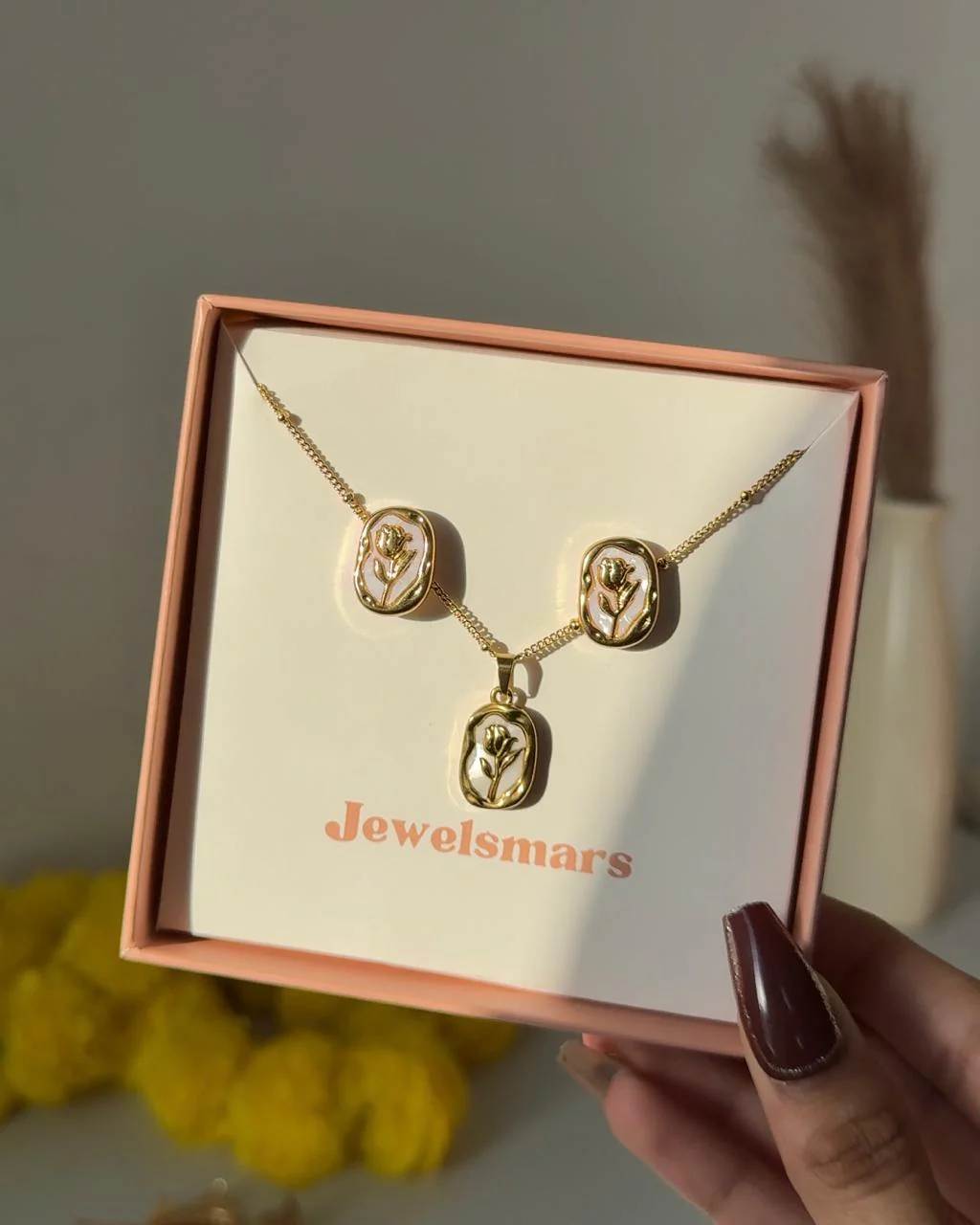 Phool Gift Combo (Necklace + earrings)