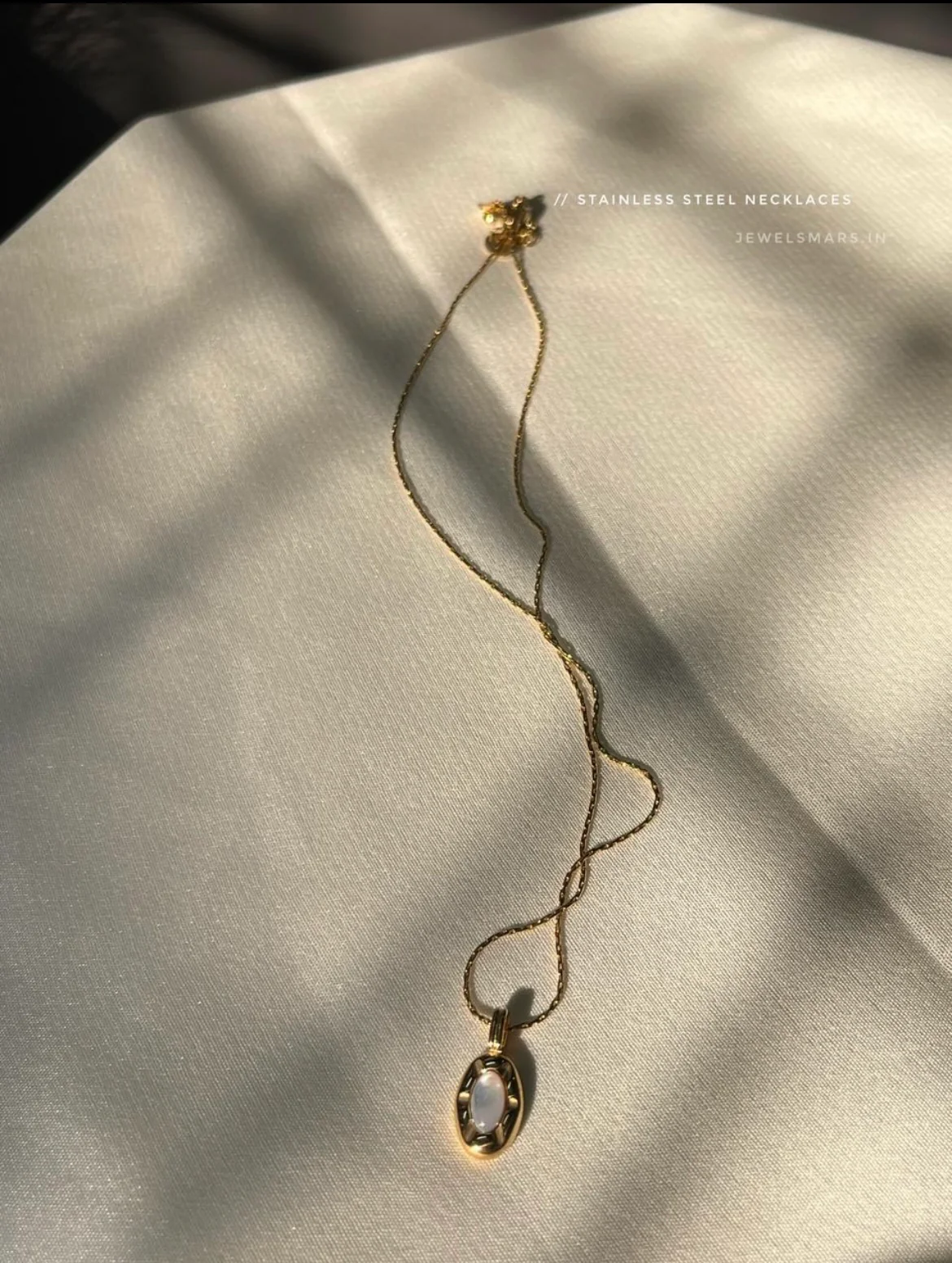 Pierce Royal Necklace (stainless steel) - Image 2