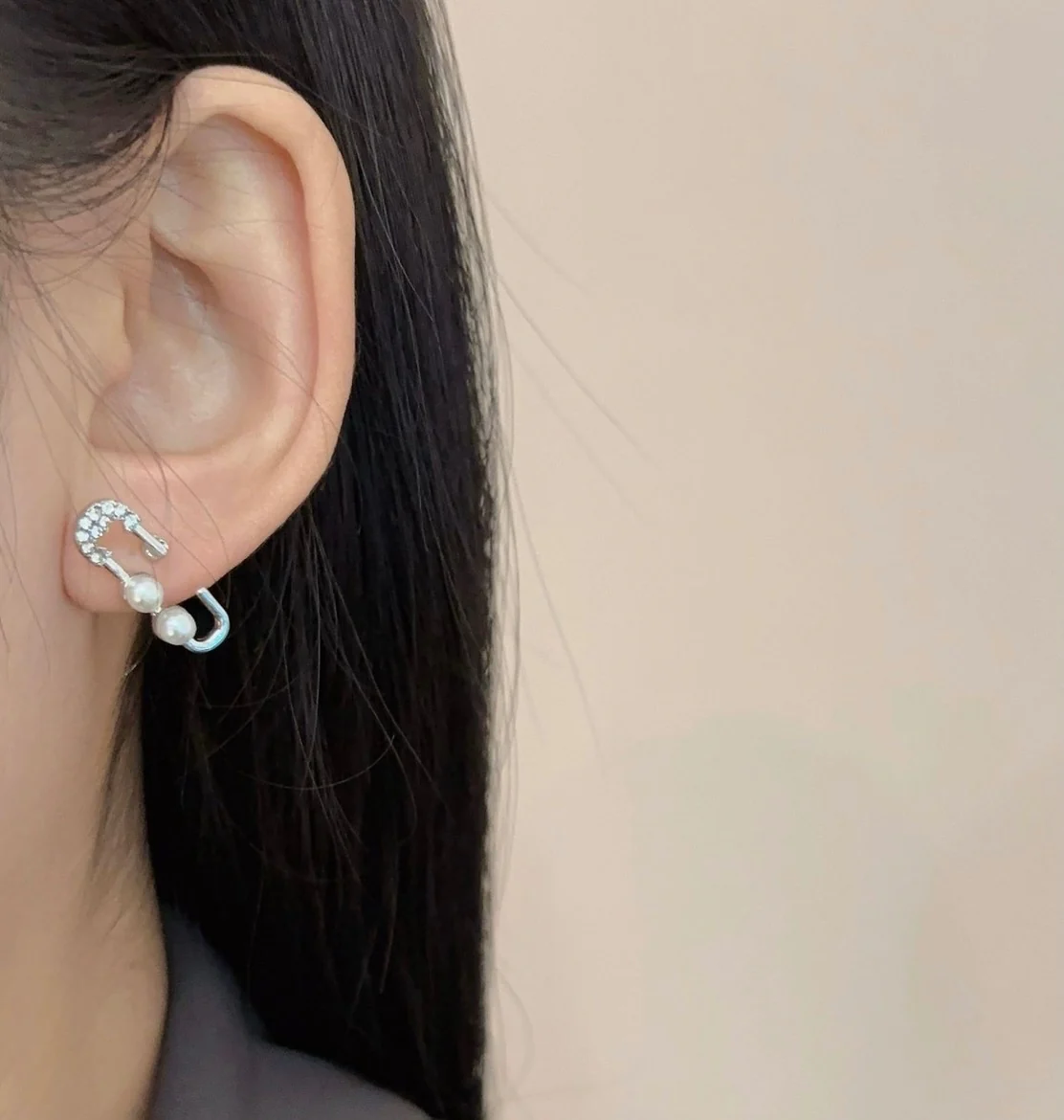 Pin the Pearl! Earrings