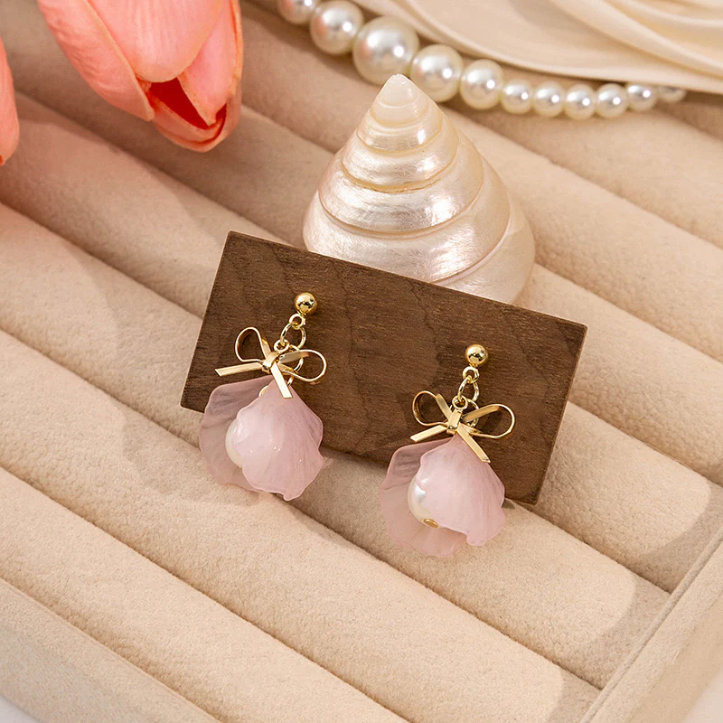 Pink Oyster Pearl Earrings - Image 3