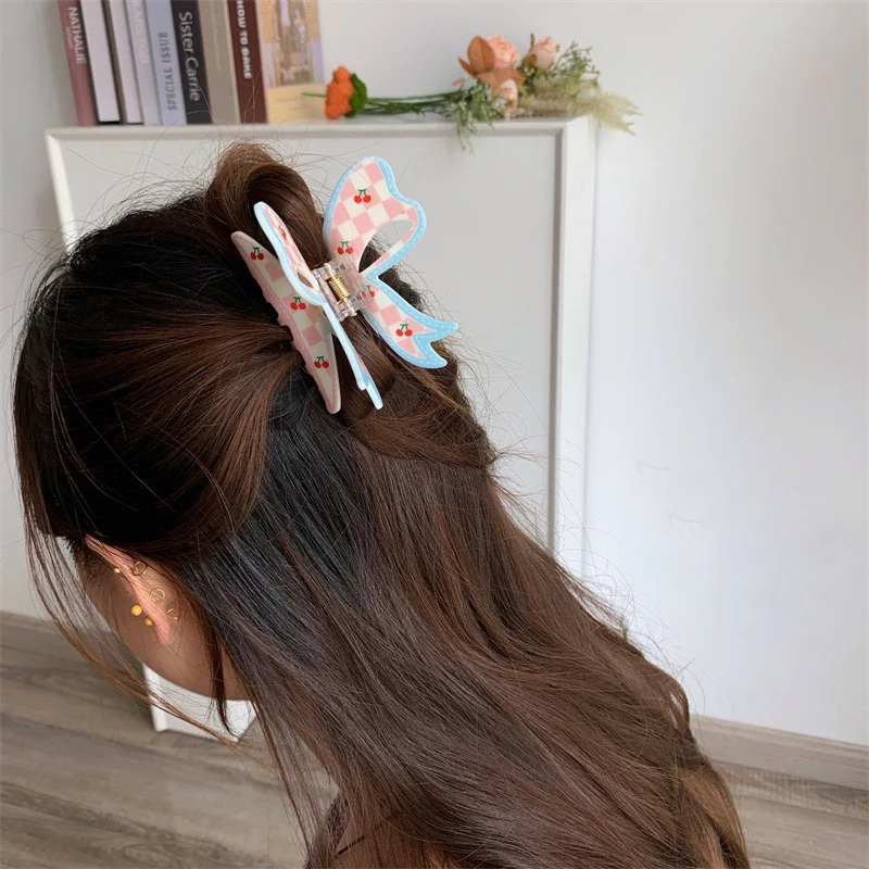 Pinteresty Checkered Cherry Claw Clip - Image 2