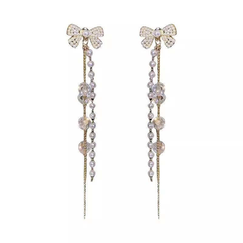 Pixie Pearls Bow Earrings - Image 8