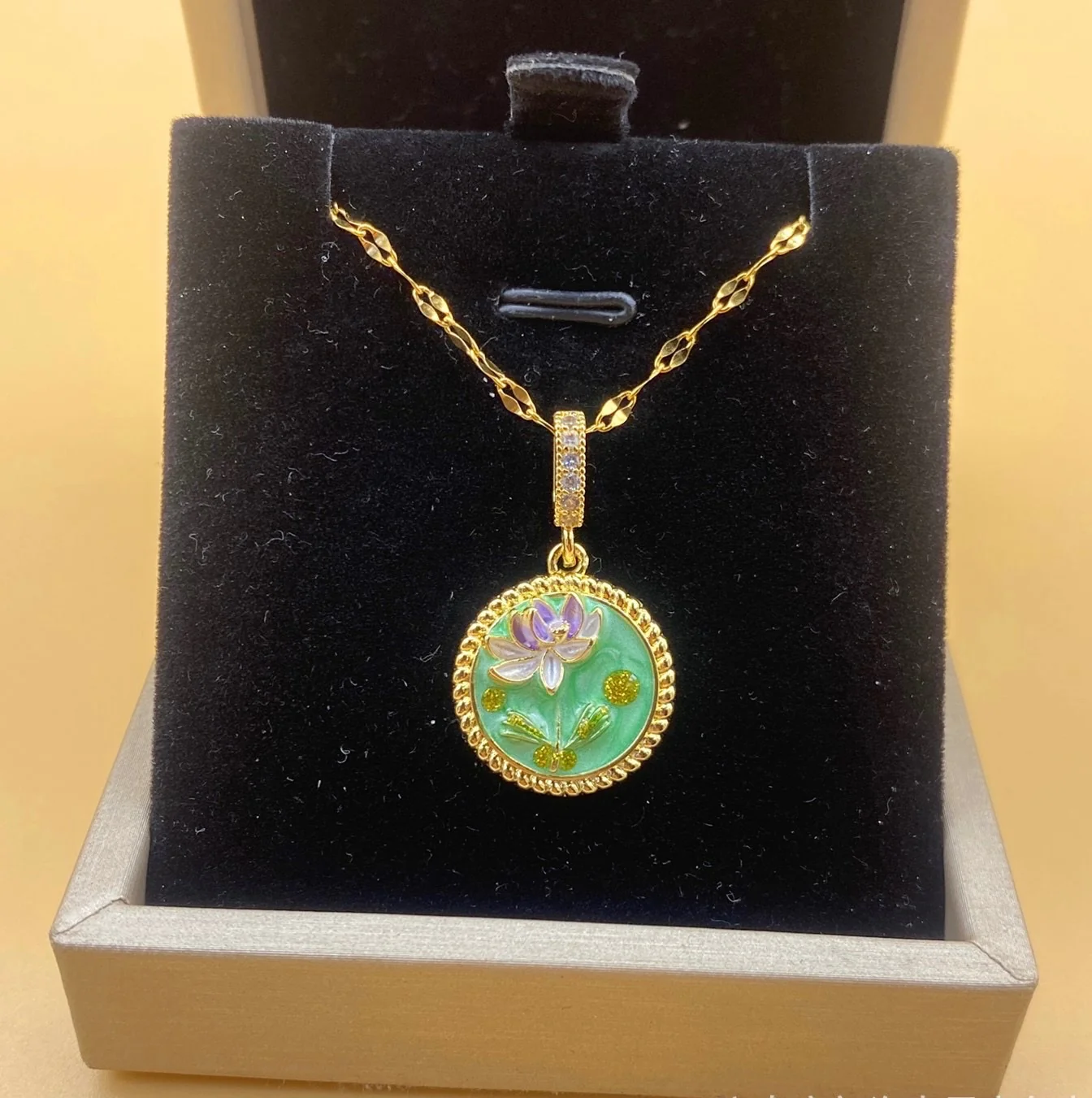 Poetic Meadows Vintage Necklace